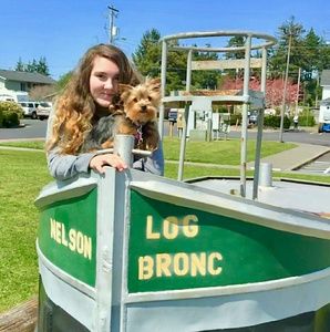 Meet your Posher, Heidi